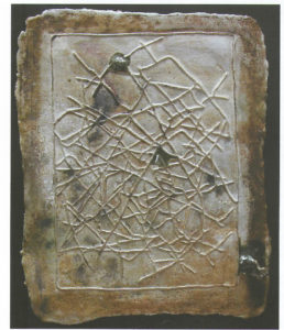 Feuille d'argile "papier céramique". H.31 x 25 cm. Photo Royon